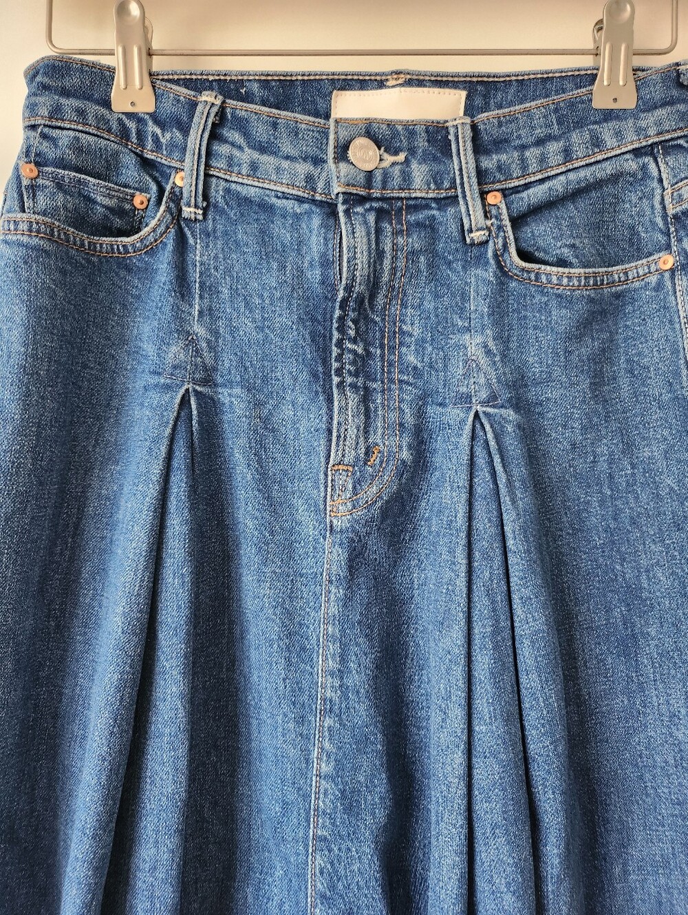 Mothrt Denim The Pleated Midi Skirt Wirh Fray - Picture 3 of 7
